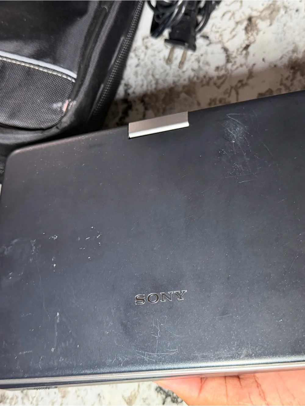 Sony DVP-FX810 Portable DVD Player